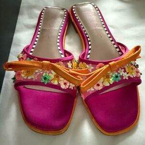 Betsey Johnson Women’s Teasse Flat Sandal Sz 7.5